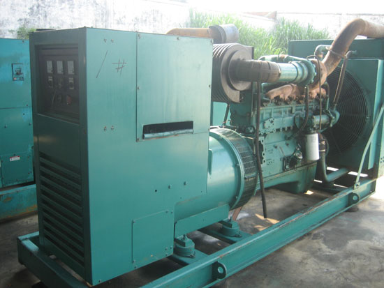 屏边租赁发电机- 发电机碳刷磨损的原因是什么