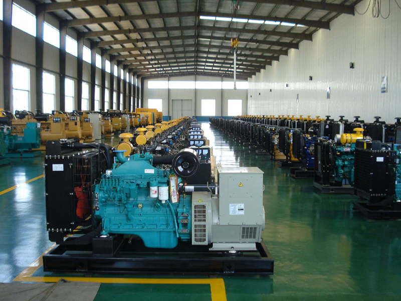 屏边租赁发电机-柴油发电机组冒蓝烟、冒黑烟、冒白烟故障分析