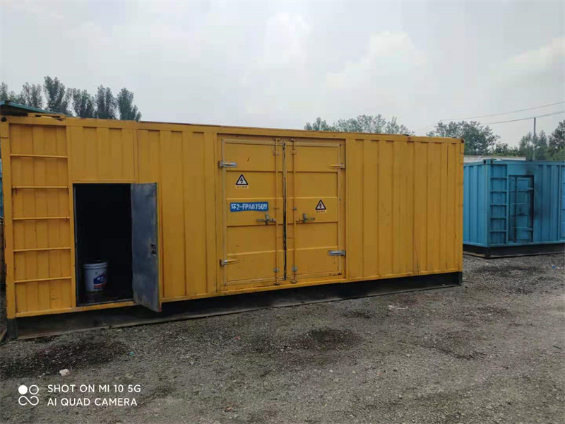 屏边200KW柴油发电机组需要配备什么型号的电缆线？